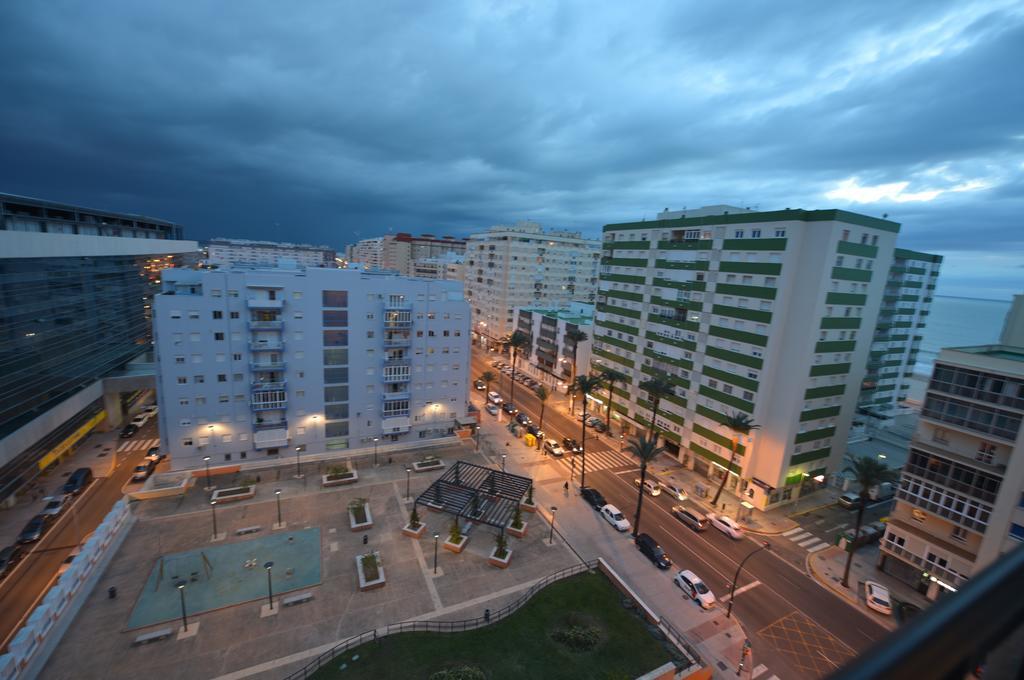 Apartments Vistas Mar Bahia Кадис Номер фото